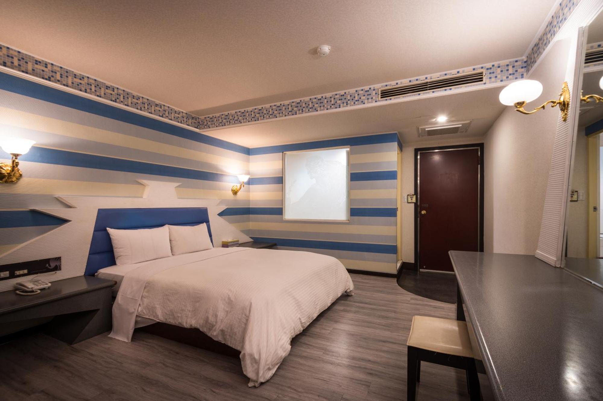Golden Phoenix Hotel Kaohsiung Zewnętrze zdjęcie