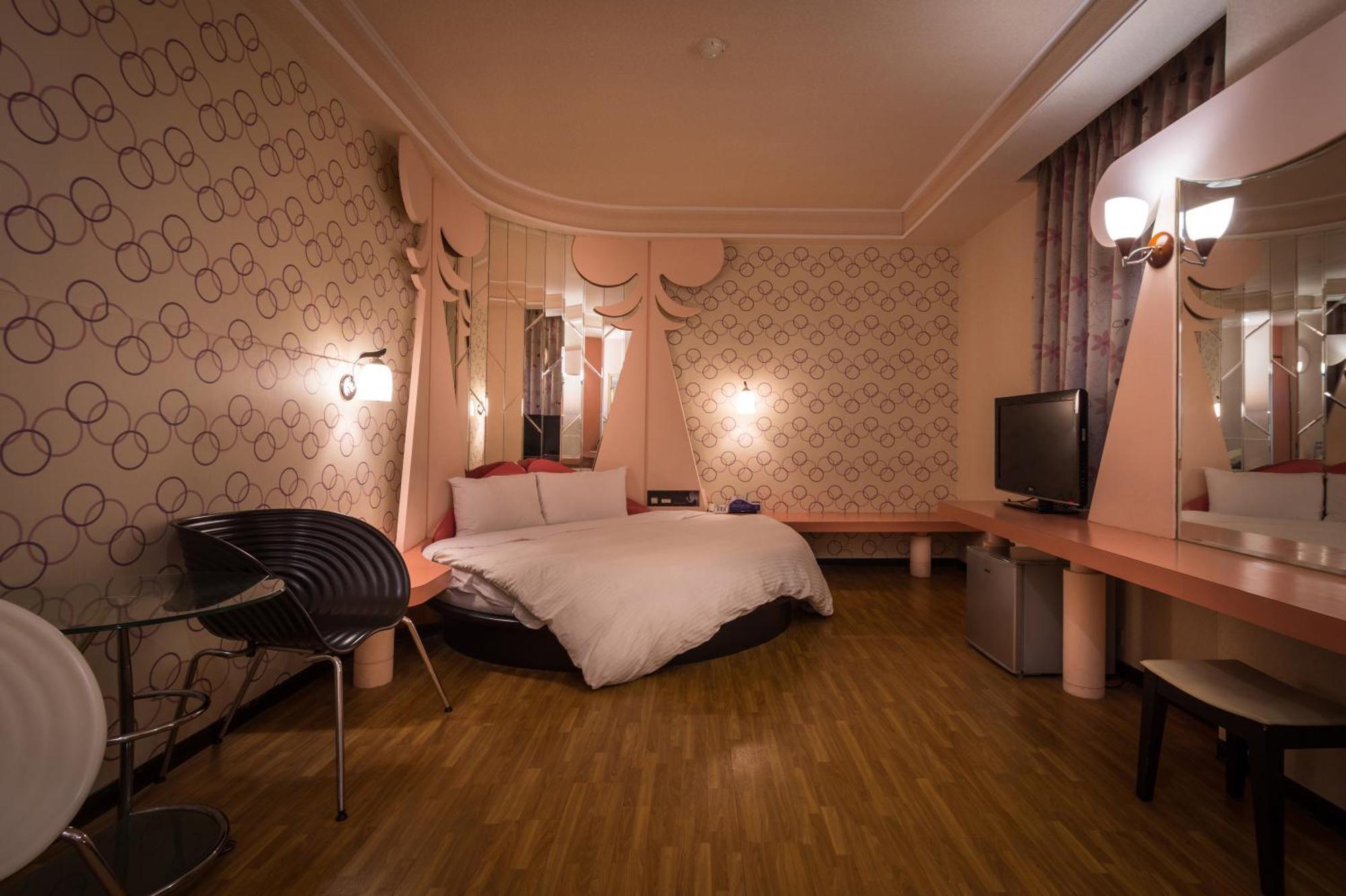 Golden Phoenix Hotel Kaohsiung Zewnętrze zdjęcie