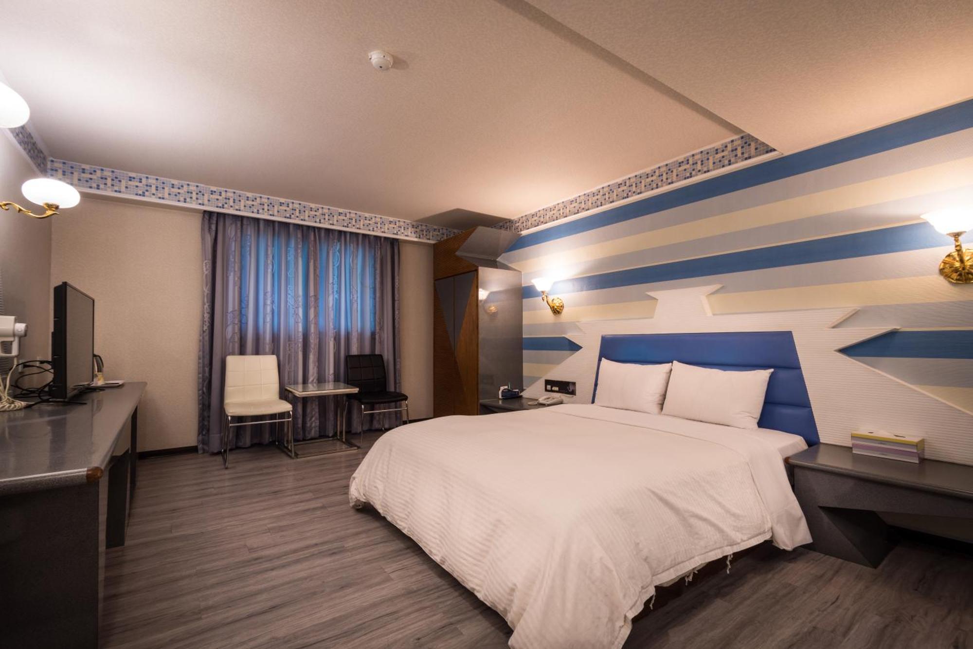 Golden Phoenix Hotel Kaohsiung Zewnętrze zdjęcie