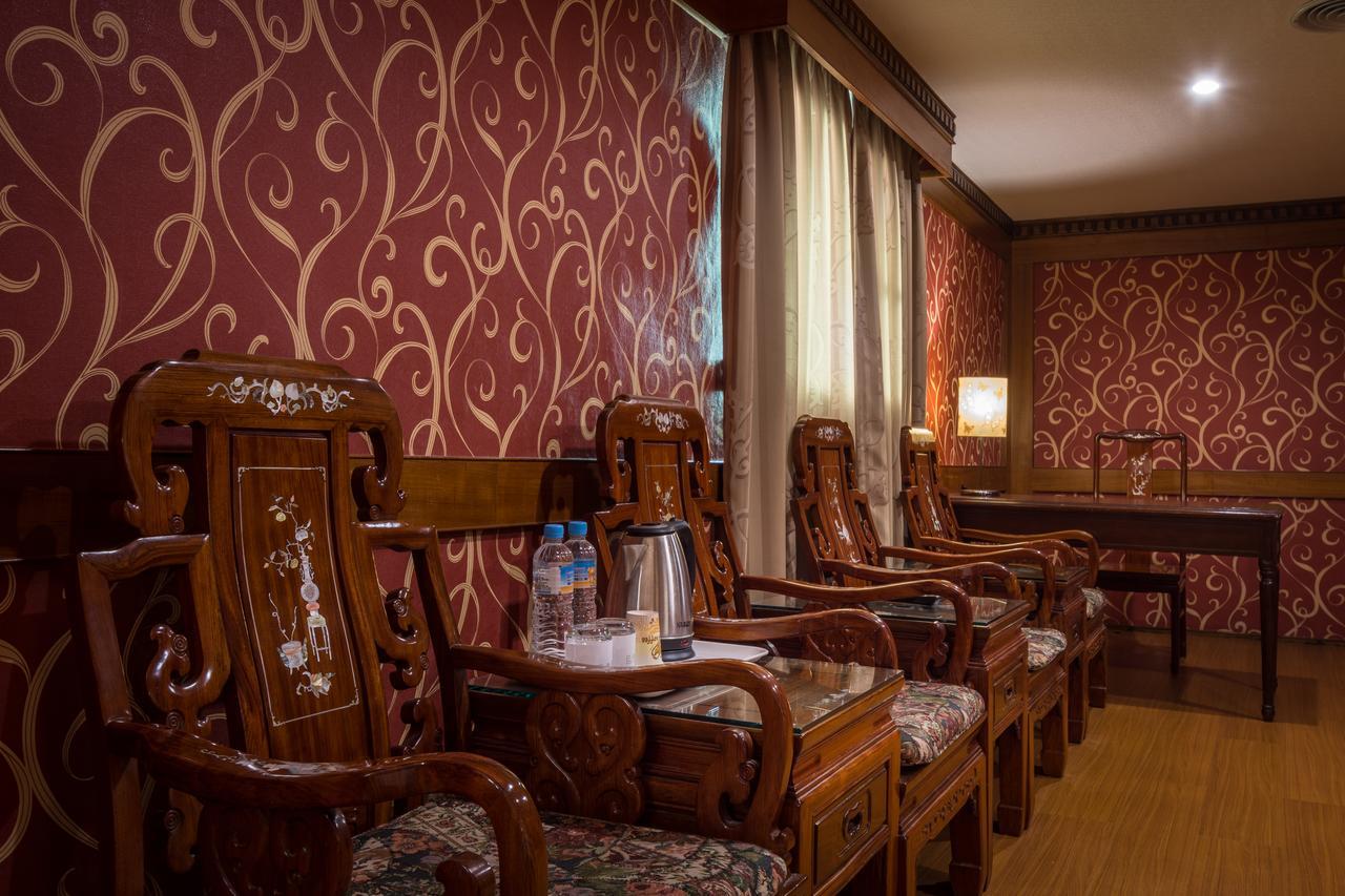 Golden Phoenix Hotel Kaohsiung Zewnętrze zdjęcie