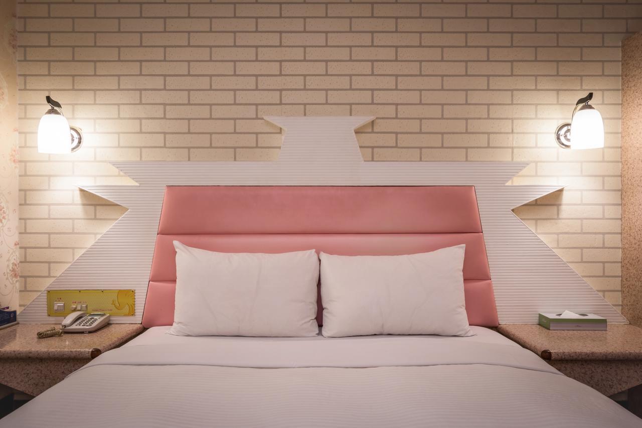 Golden Phoenix Hotel Kaohsiung Zewnętrze zdjęcie