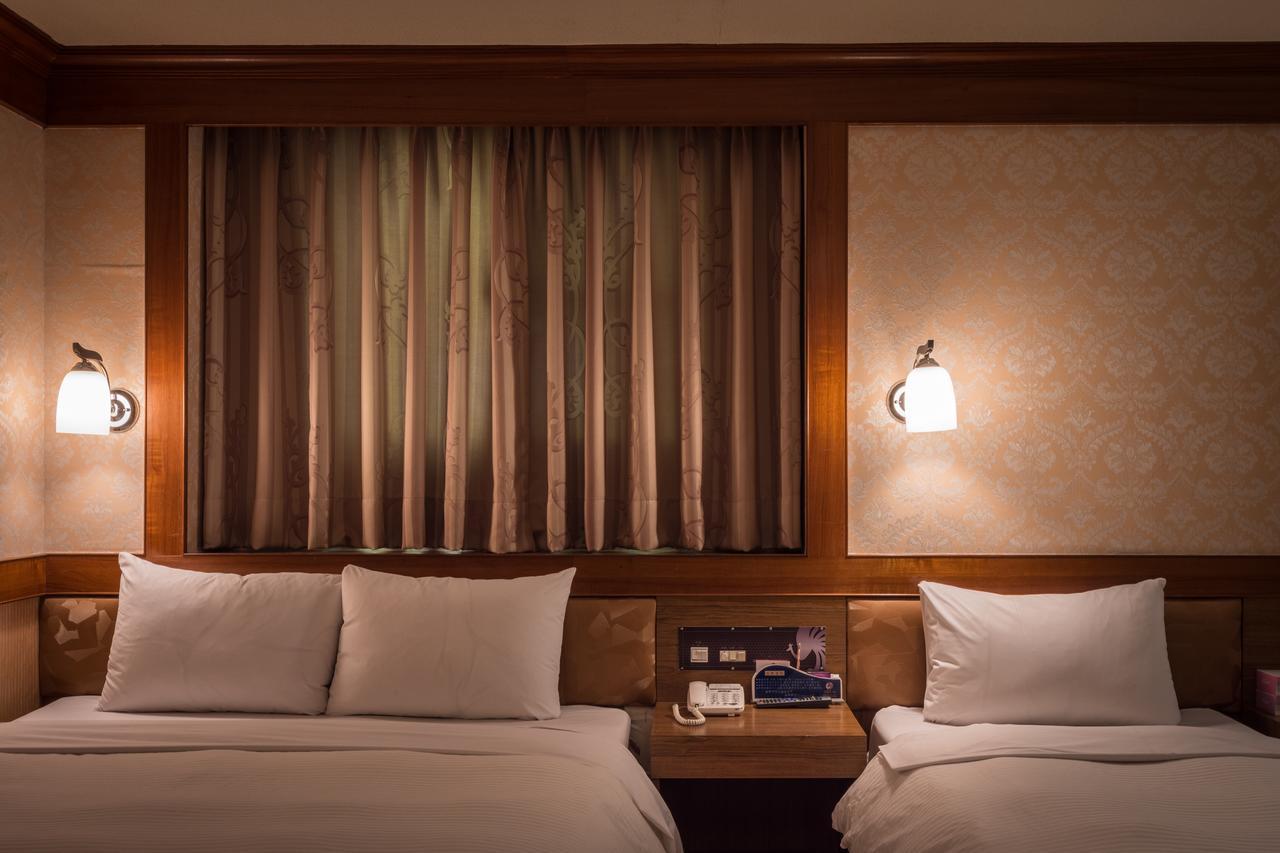 Golden Phoenix Hotel Kaohsiung Zewnętrze zdjęcie